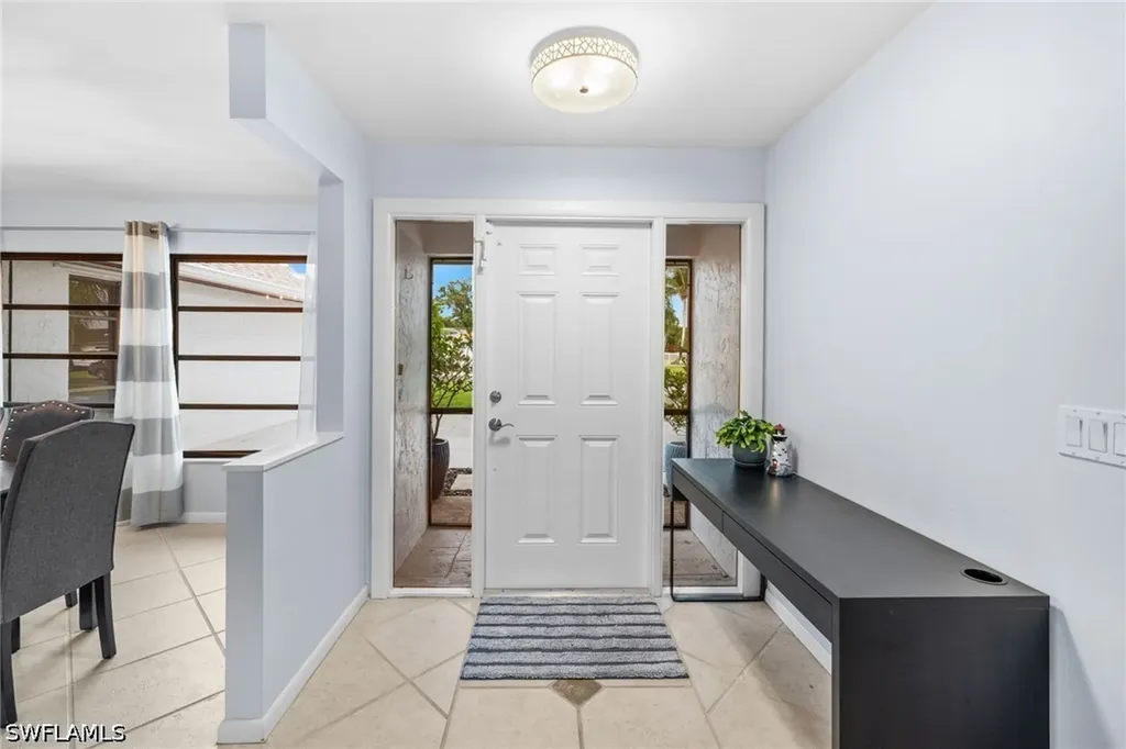 433 Golfview Naples FL 34110