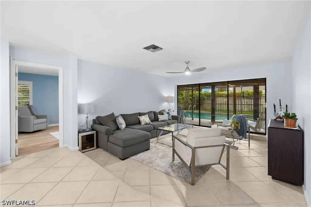 433 Golfview Drive Naples FL 34110