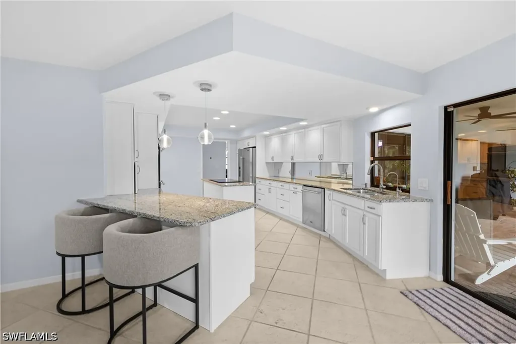 433 Golfview Naples FL 34110