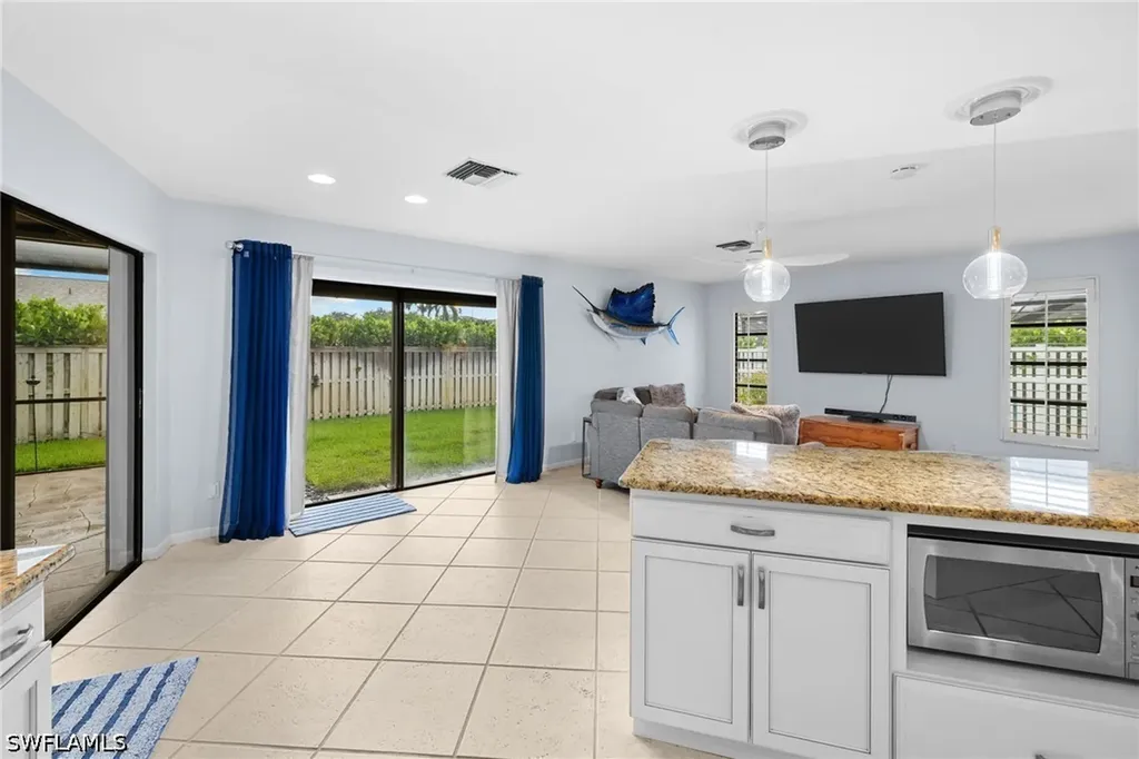433 Golfview Drive Naples FL 34110