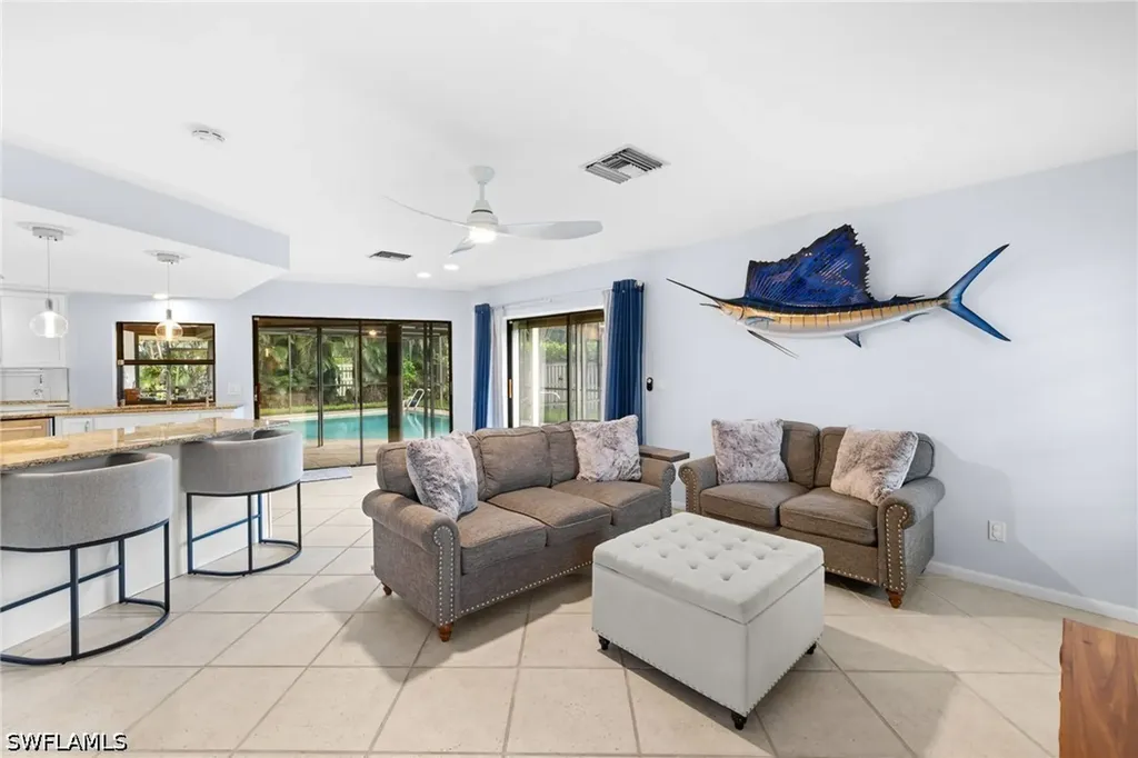 433 Golfview Naples FL 34110