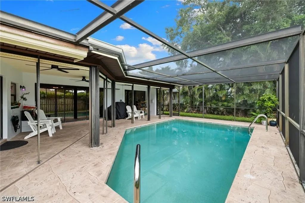 433 Golfview Drive Naples FL 34110