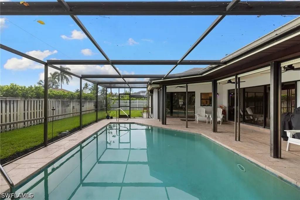 433 Golfview Naples FL 34110
