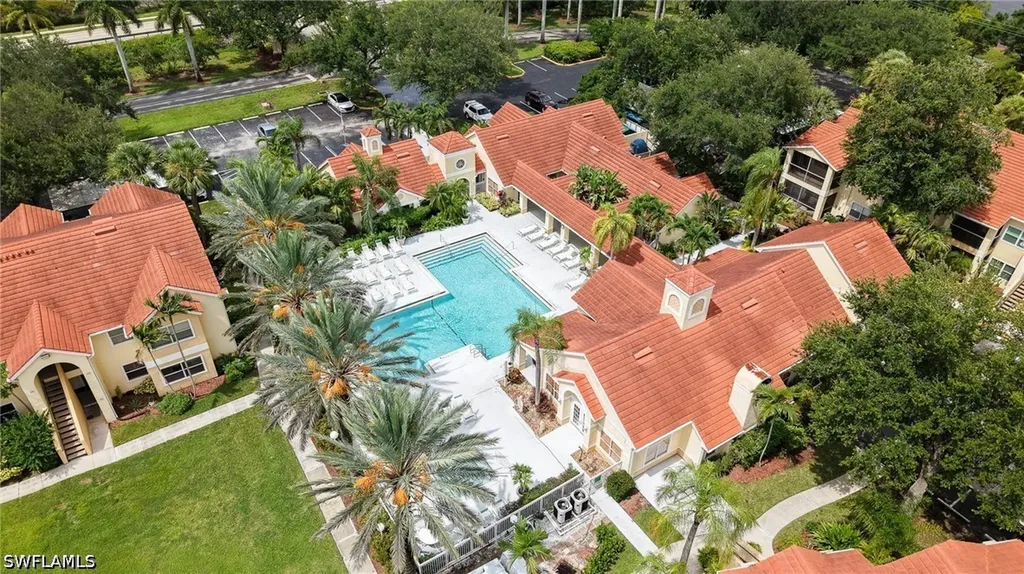 Fort Myers FL, 12561 Equestrian Circle, Unit 816