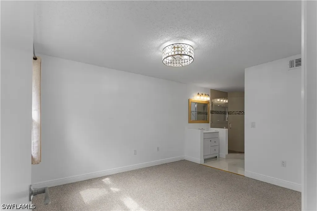 12561 Equestrian Circle Fort Myers FL 33907
