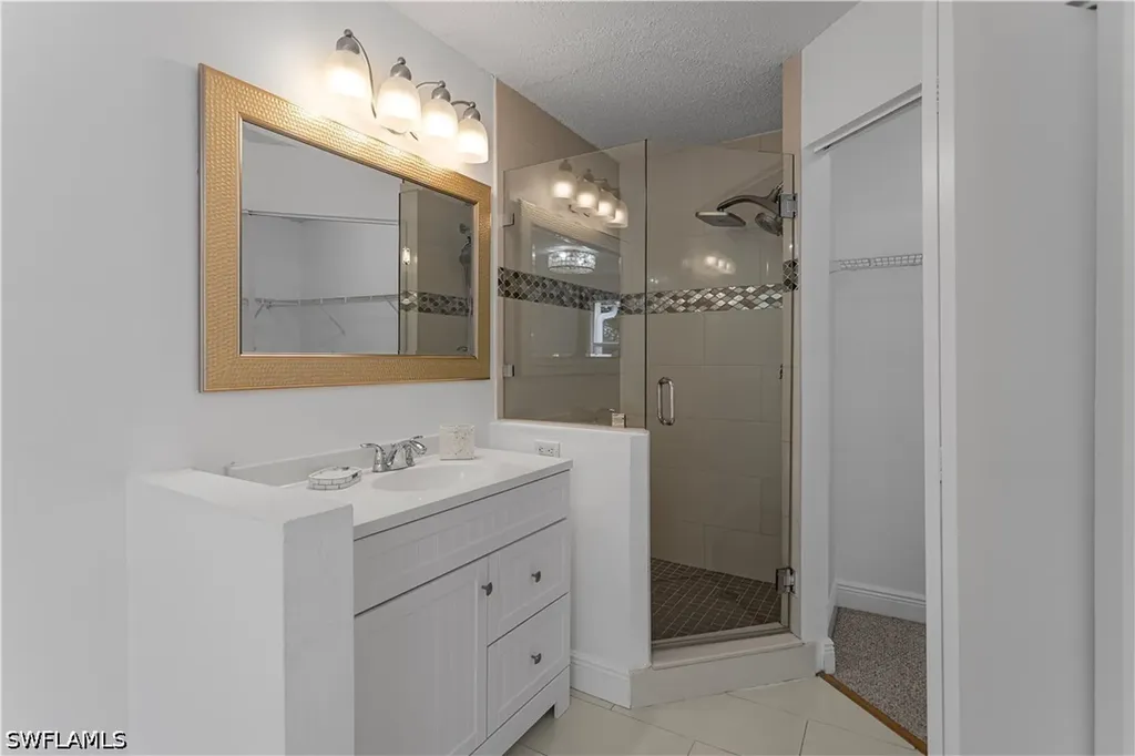 12561 Equestrian Circle Fort Myers FL 33907