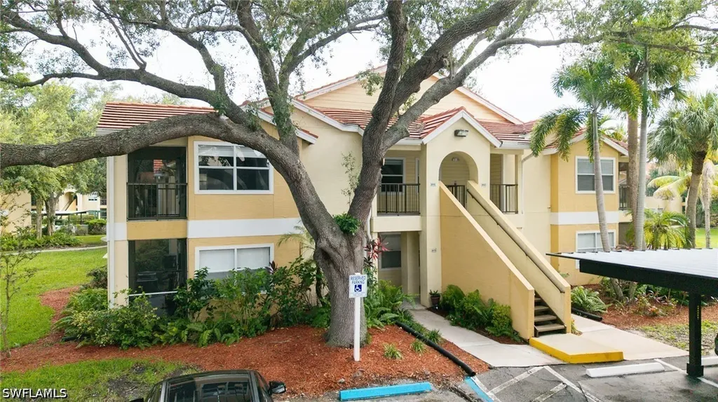 12561 Equestrian Circle Fort Myers FL 33907