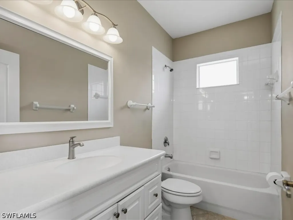600 Luisa Court Naples FL 34104