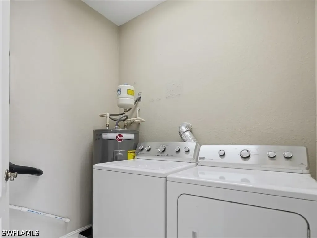 600 Luisa Court Naples FL 34104