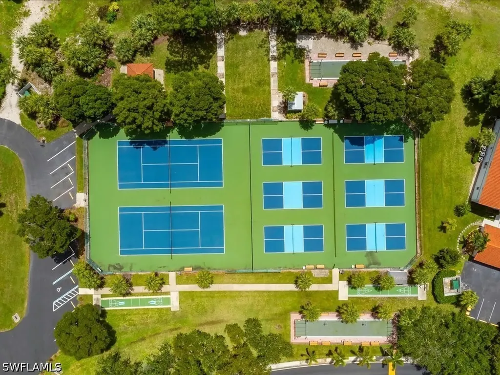 600 Luisa Court Naples FL 34104