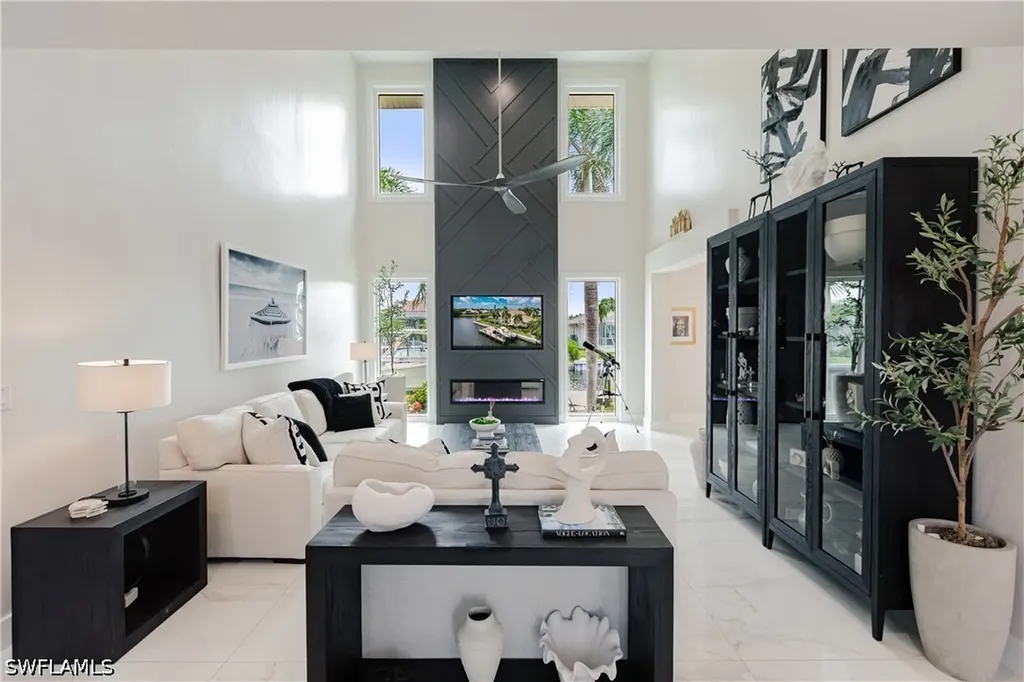 1045 Cottonwood Court Marco Island FL 34145