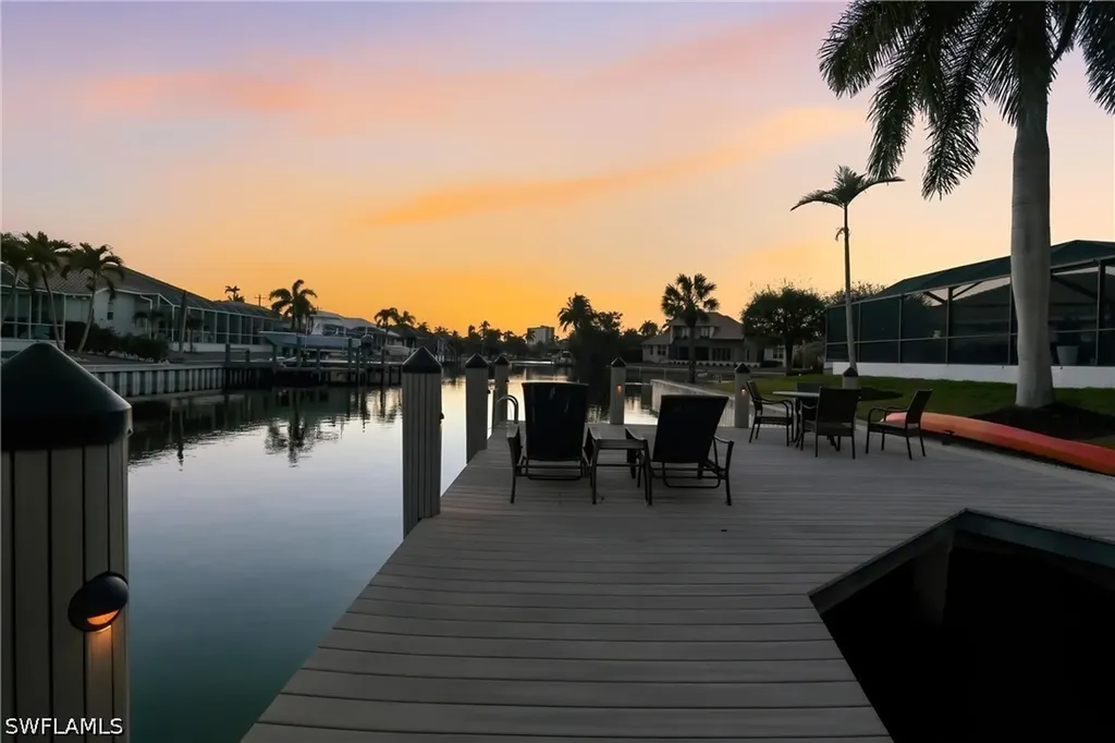 1045 Cottonwood Court Marco Island FL 34145