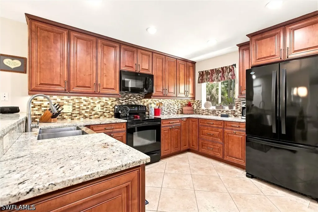 4590 16th Street NE Naples FL 34120