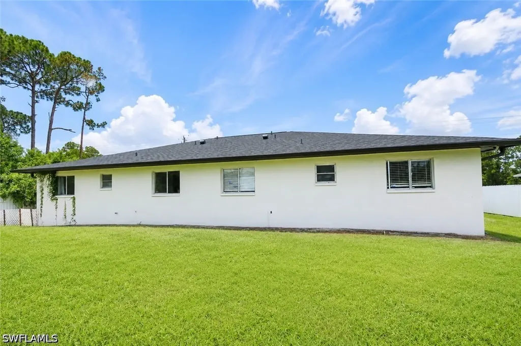 2800/2802 Hawalaska Street Lehigh Acres FL 33973