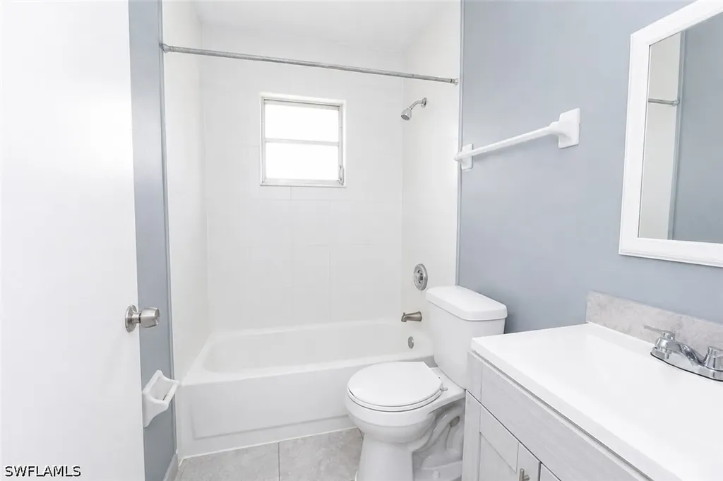 2800/2802 Hawalaska Street Lehigh Acres FL 33973