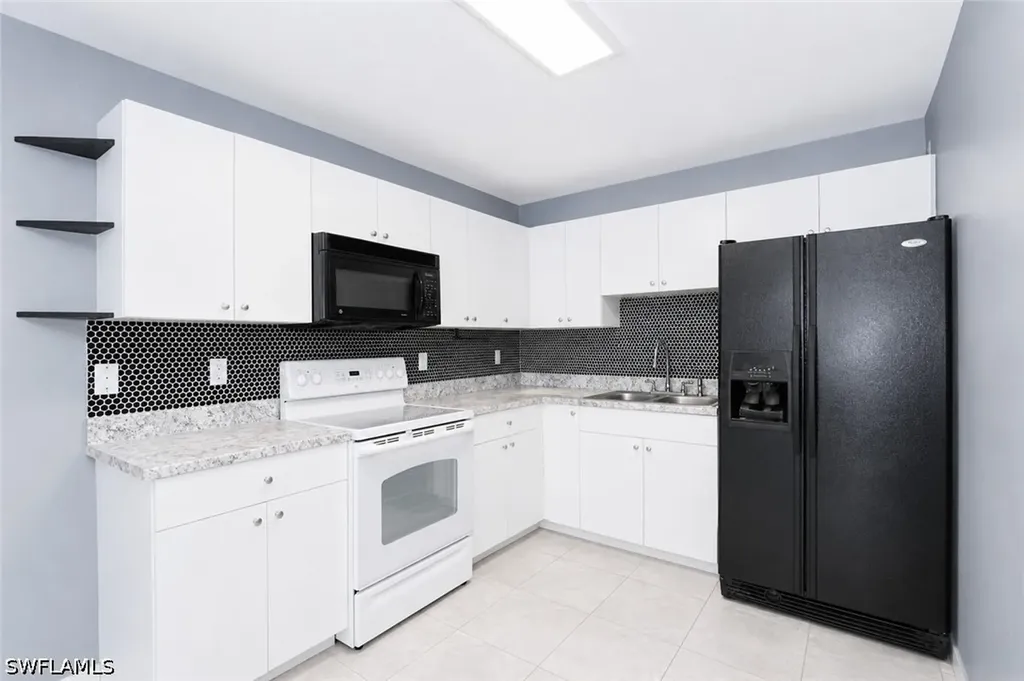 2800/2802 Hawalaska Street Lehigh Acres FL 33973