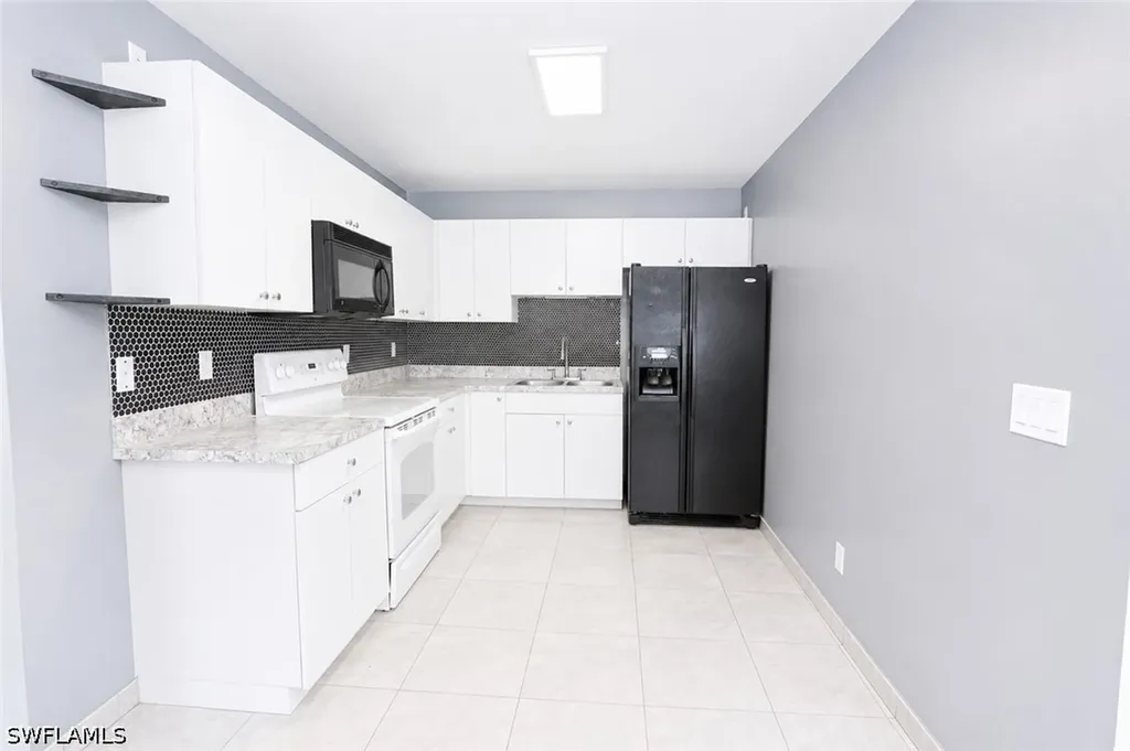 2800/2802 Hawalaska Street Lehigh Acres FL 33973
