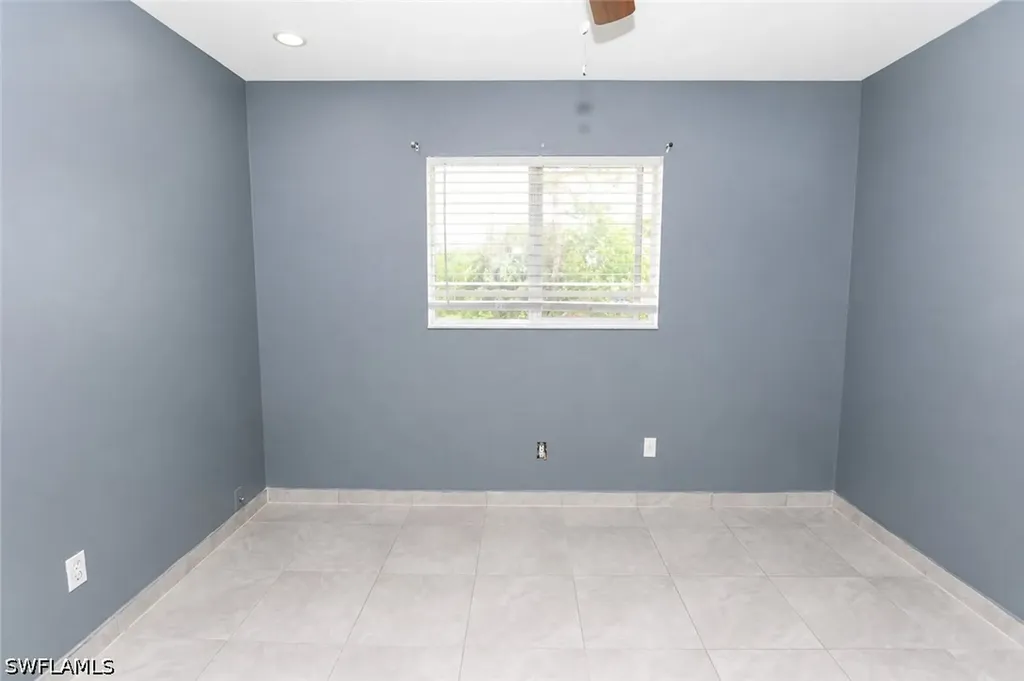 2800/2802 Hawalaska Street Lehigh Acres FL 33973