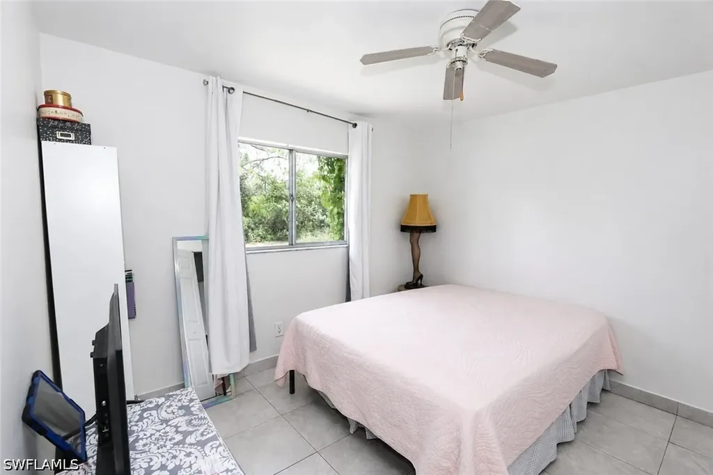 2800/2802 Hawalaska Street Lehigh Acres FL 33973