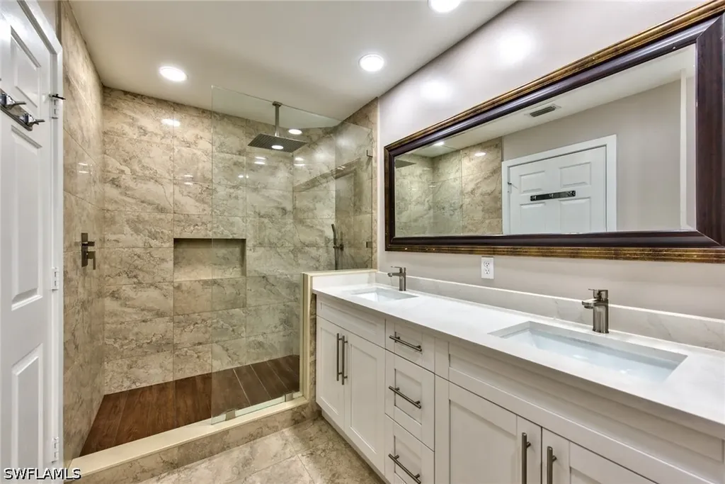 4436 Preserve Way Naples FL 34109
