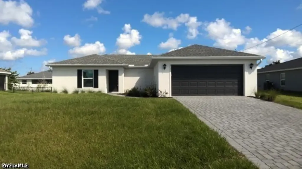 Cape Coral FL, 2131 NW 24th Terrace