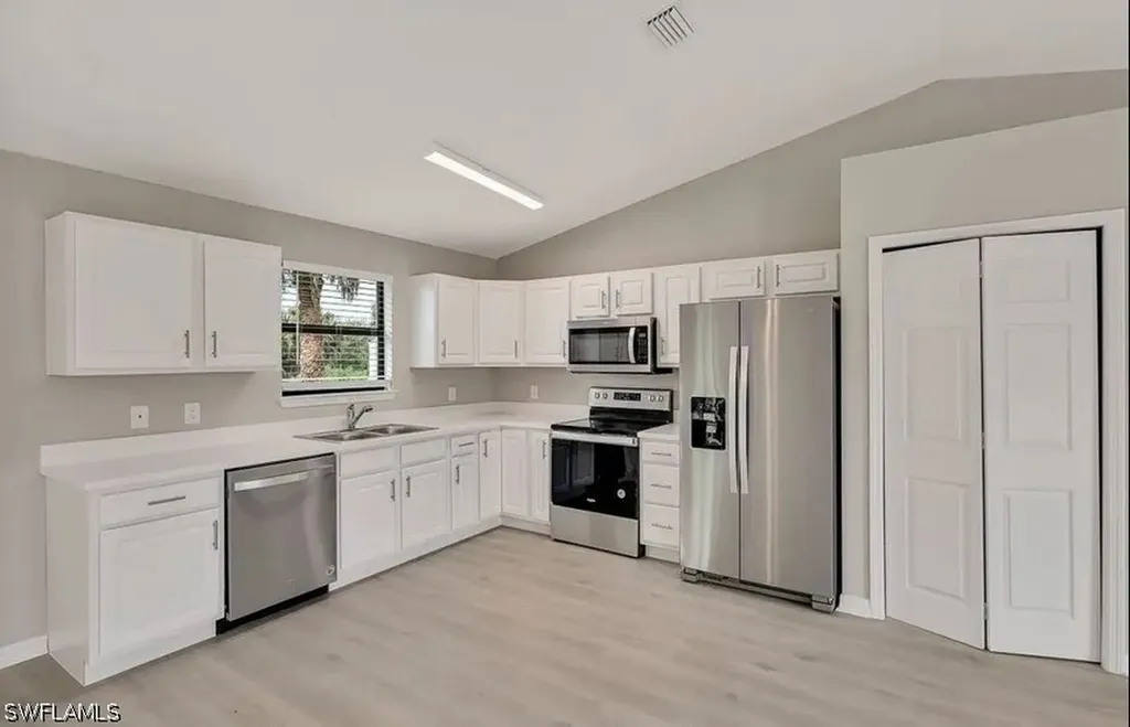508 Cottonwood Avenue S Lehigh Acres FL 33974