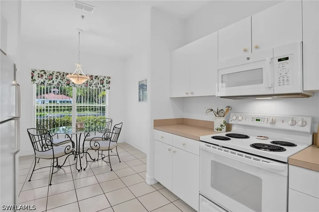 975 Tarpon Cove Drive Naples FL 34110