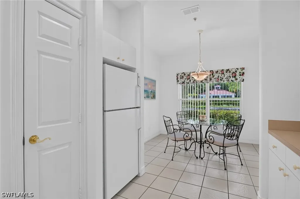 975 Tarpon Cove Drive Naples FL 34110