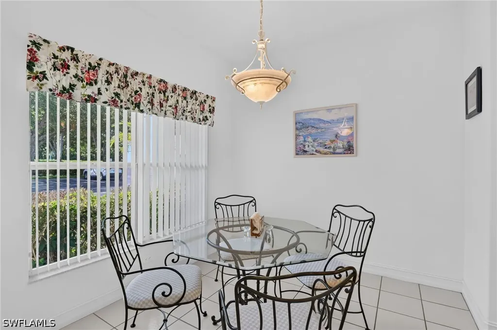 975 Tarpon Cove Drive Naples FL 34110