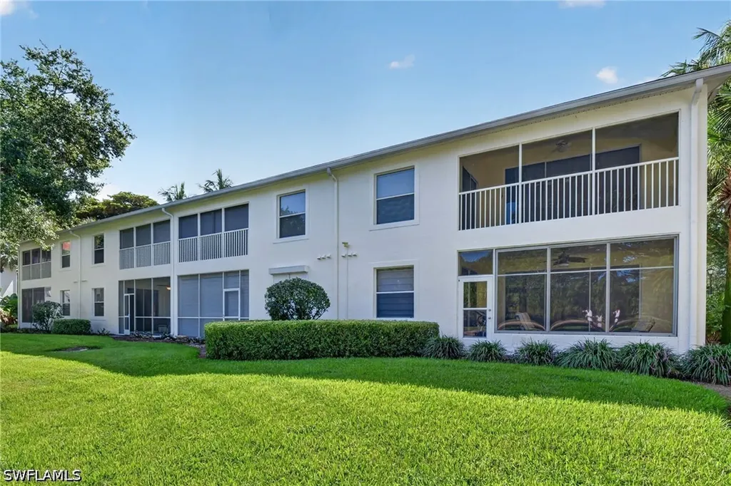 975 Tarpon Cove Drive Naples FL 34110