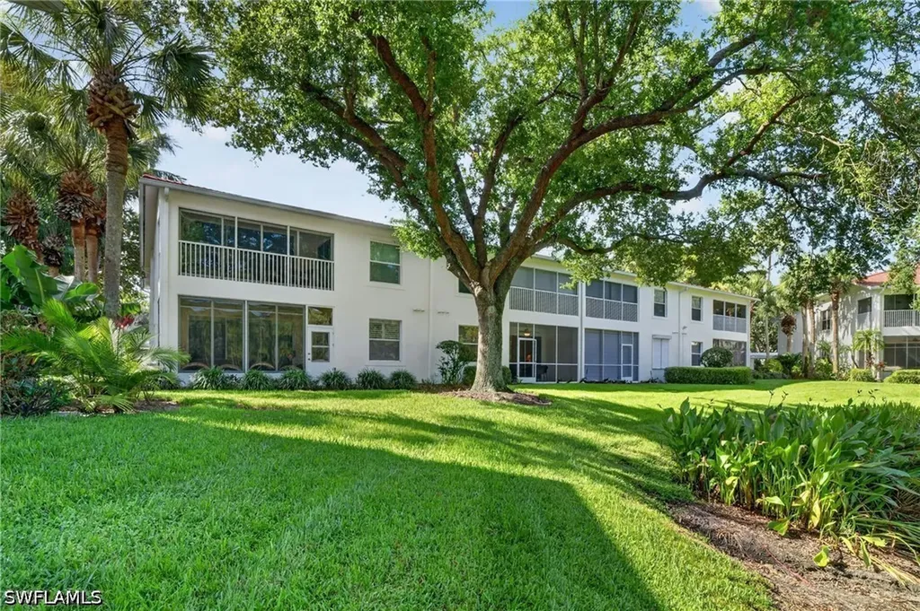 975 Tarpon Cove Drive Naples FL 34110