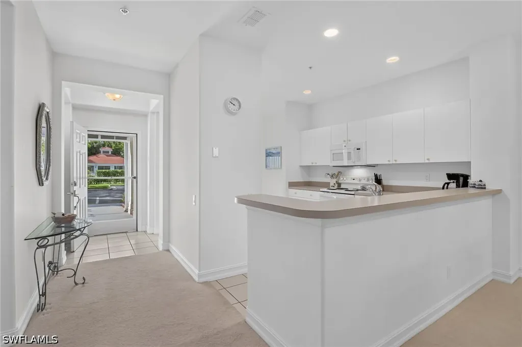 975 Tarpon Cove Drive Naples FL 34110