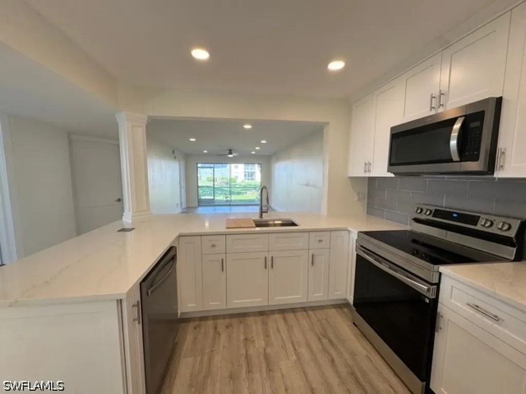 1344 Derbyshire Court Naples FL 34116