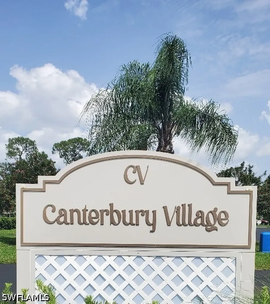 1344 Derbyshire Court Naples FL 34116