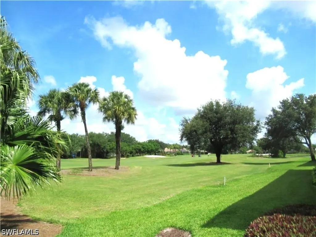 1993 Crestview Way Naples FL 34119