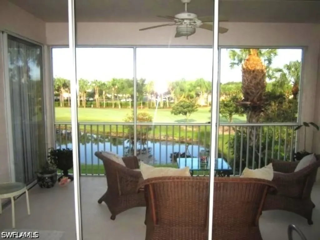 1993 Crestview Way Naples FL 34119