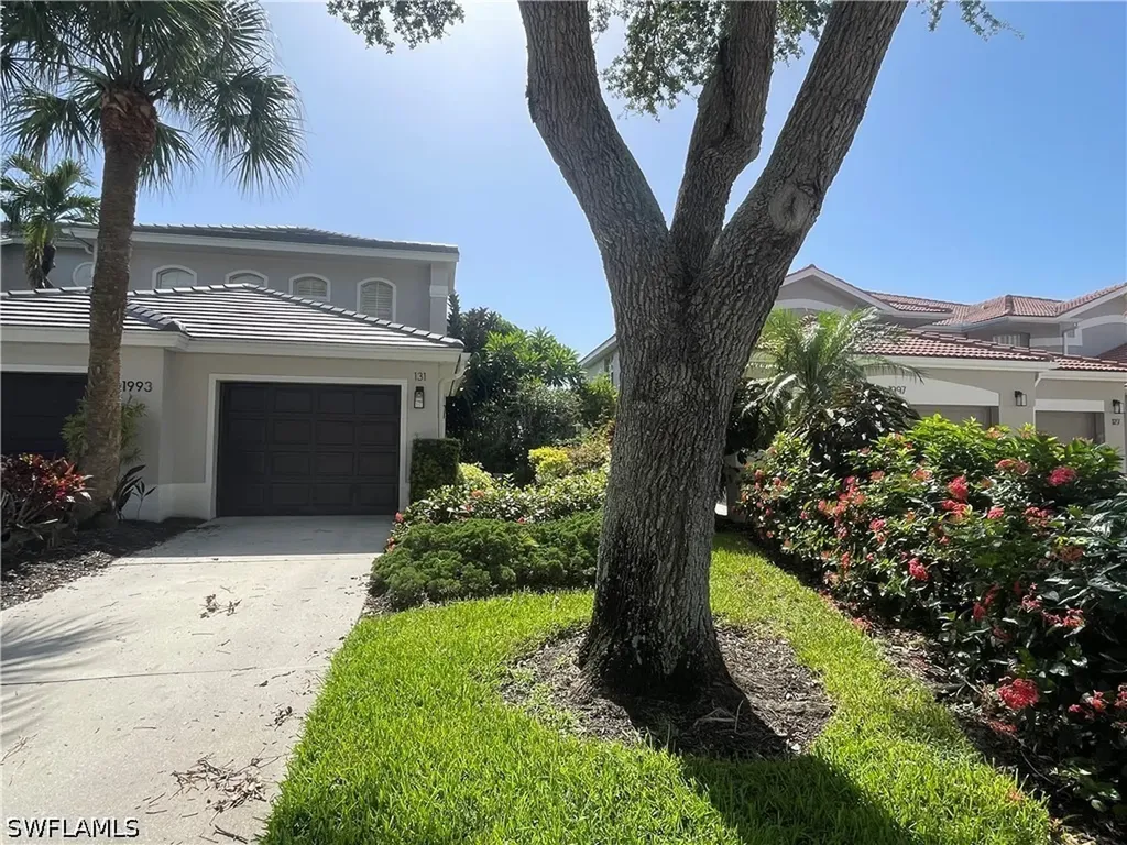 1993 Crestview Way Naples FL 34119