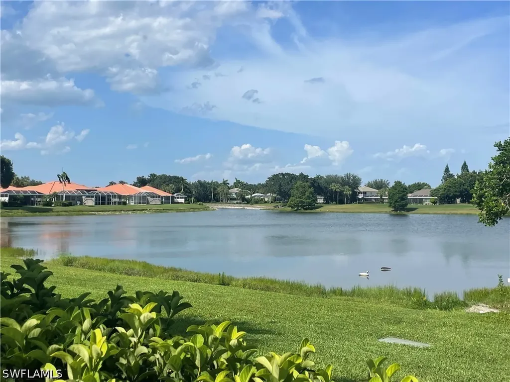 1993 Crestview Way Naples FL 34119