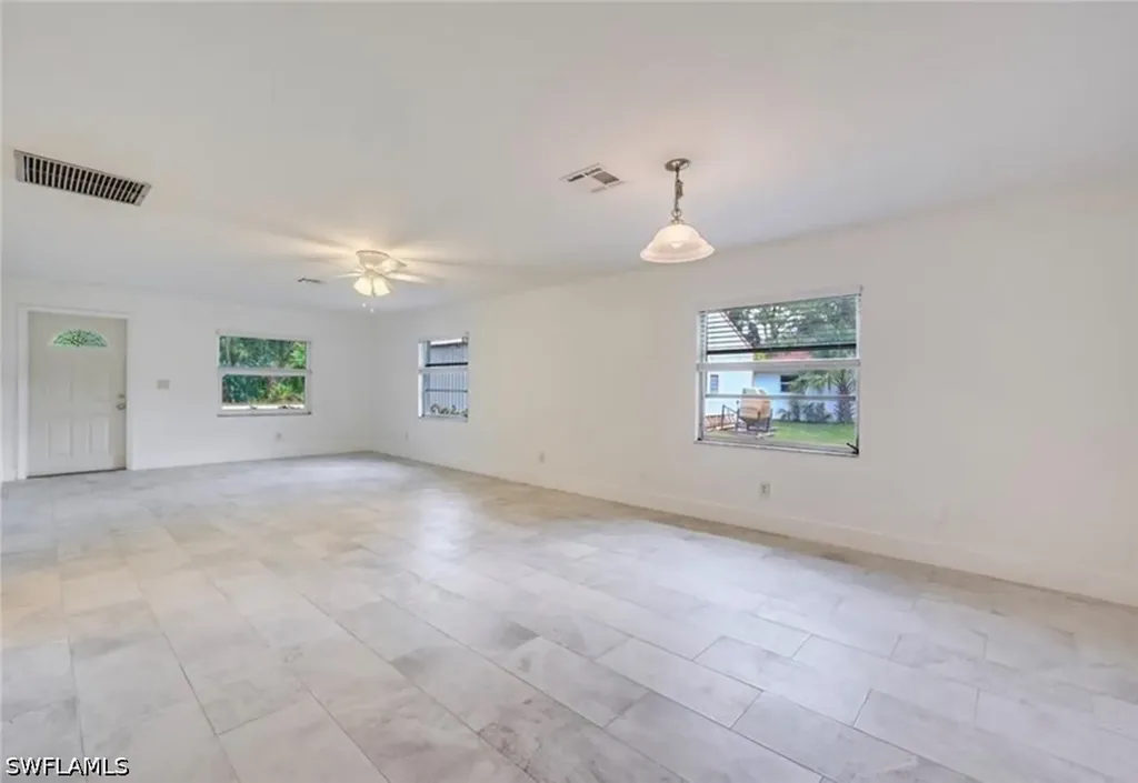 497 Donna Street Naples FL 34104