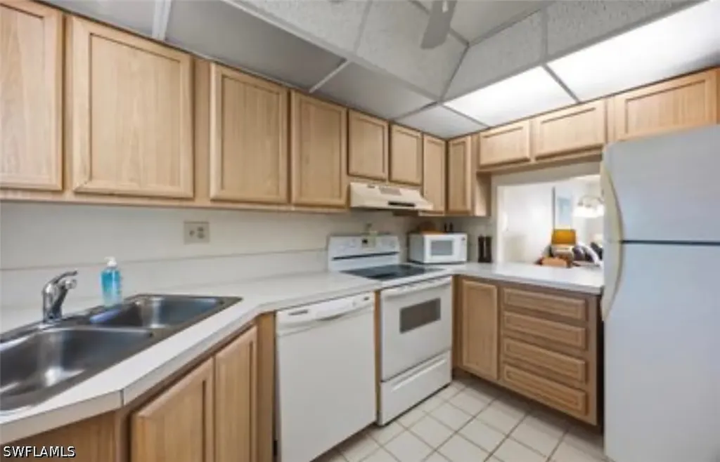 41 High Point Circle S Naples FL 34103