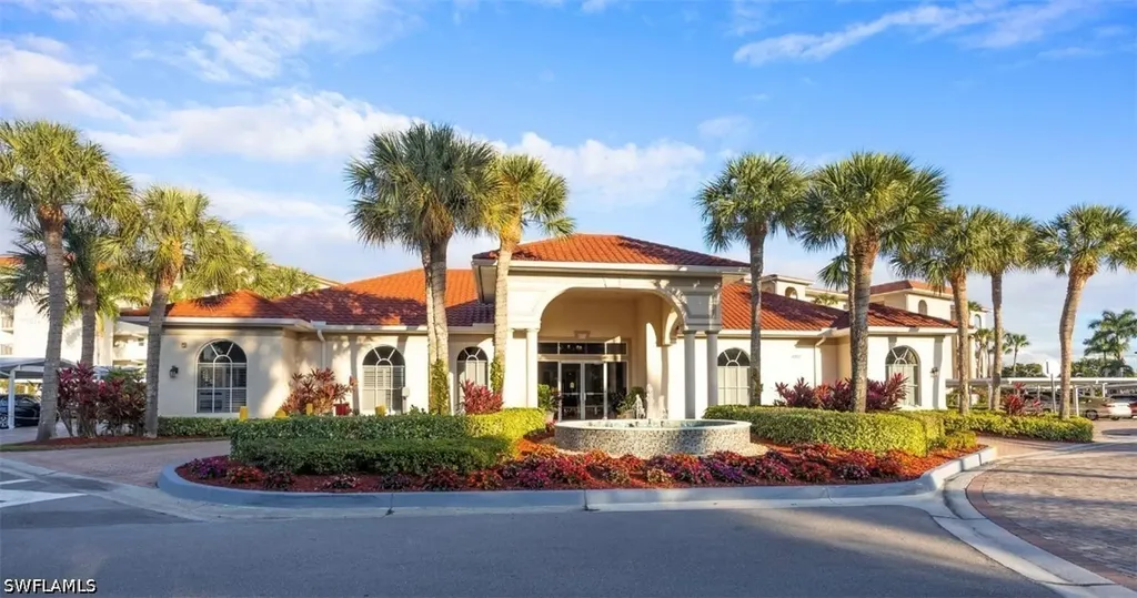 41 High Point Circle S Naples FL 34103