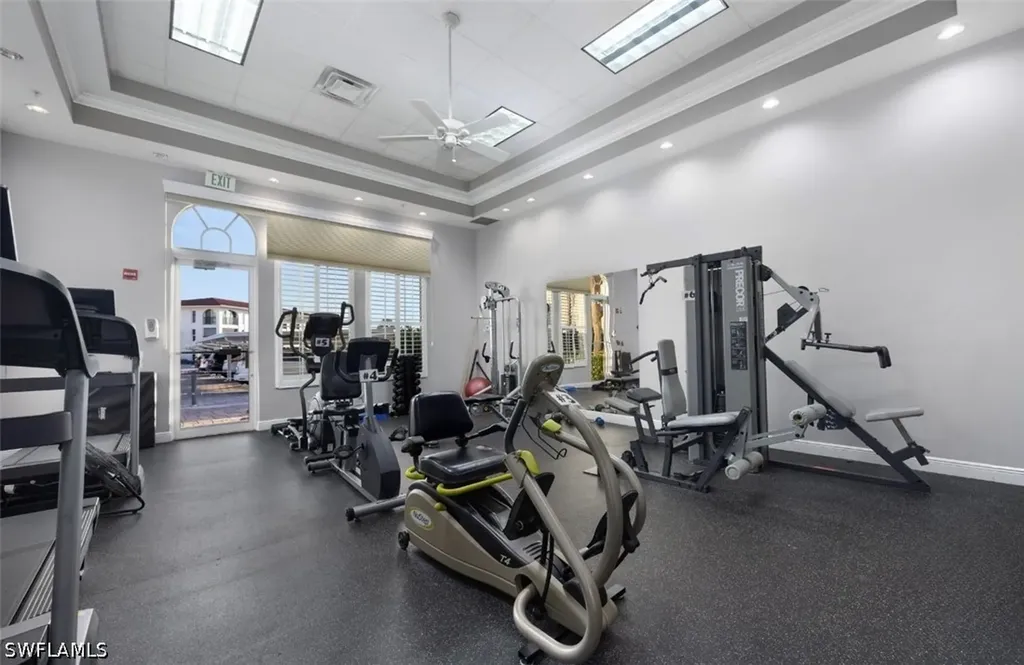 41 High Point Circle S Naples FL 34103