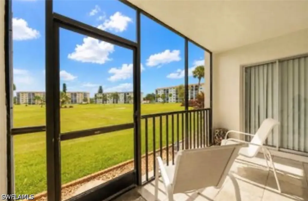 41 High Point Circle S Naples FL 34103