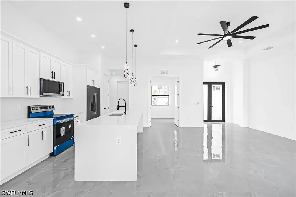 716 Connecticut Lane Lehigh Acres FL 33936
