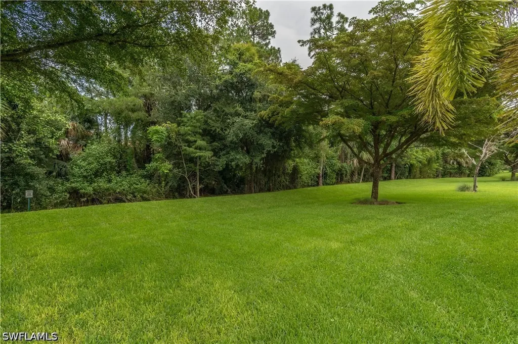7807 Bucks Run Drive Naples FL 34120