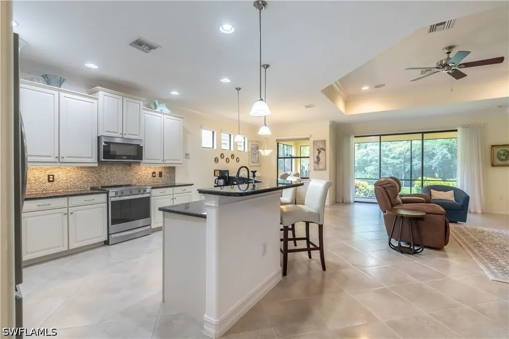 7807 Bucks Run Drive Naples FL 34120