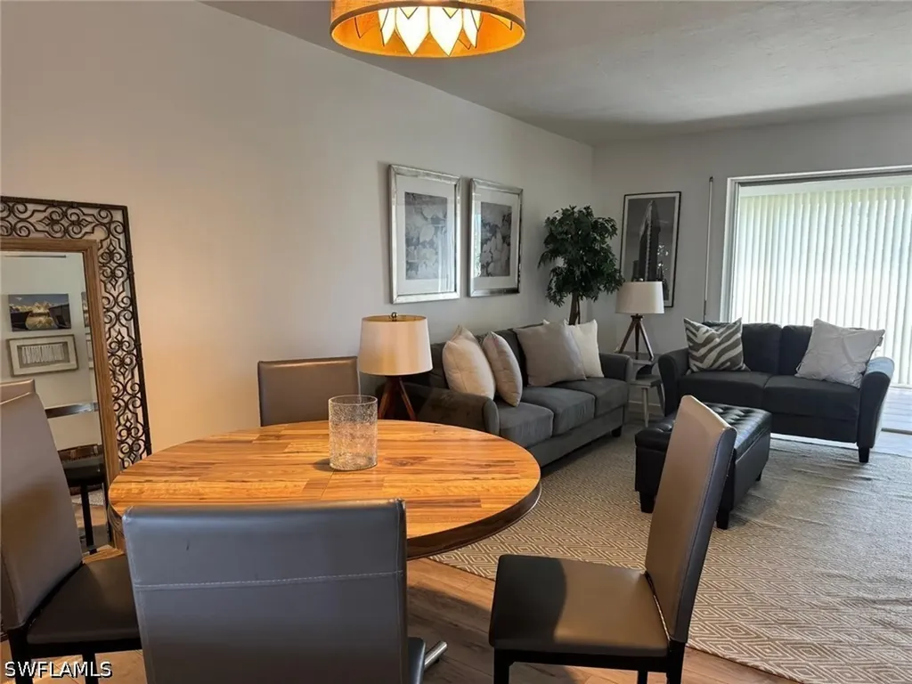 1900 Alamanda Drive Naples FL 34102