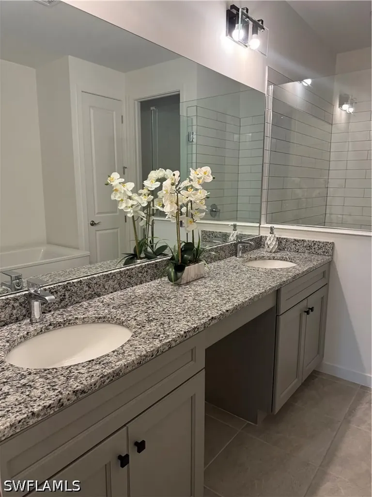 13081 Pembroke Drive Naples FL 34105