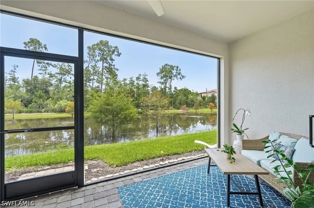 13081 Pembroke Drive Naples FL 34105
