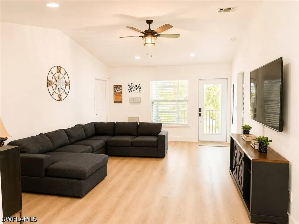 3659 Riviera Circle Bonita Springs FL 34134